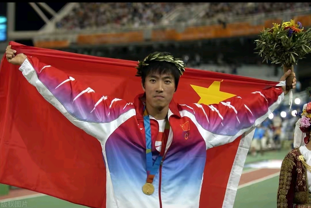 激情四射！运动员斗志昂扬，向金牌进发