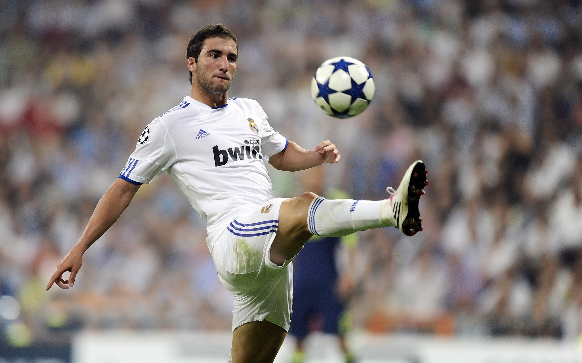 快船斩落湖人，哈利伯顿如何从隐形人蜕变为关键先生